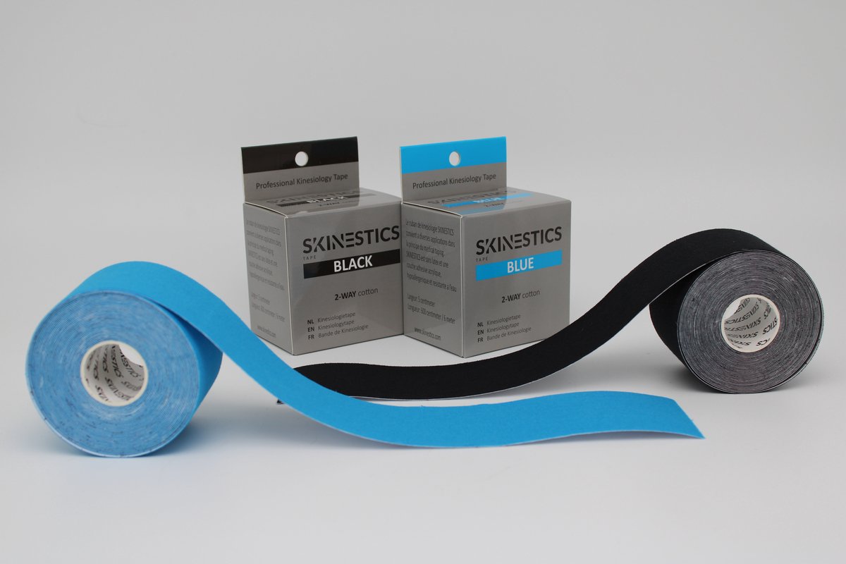 Duo pack Skinestics Sport tape – Fysio tape – Kleur Blauw+zwart – nu 20% langer, 600 cm lang bij 5 cm breed, 170% rekbaar gelijk aan menselijke huid, standaard voorzien van extra sterke lijm, katoen, voor het hele lichaam, spier ondersteuning