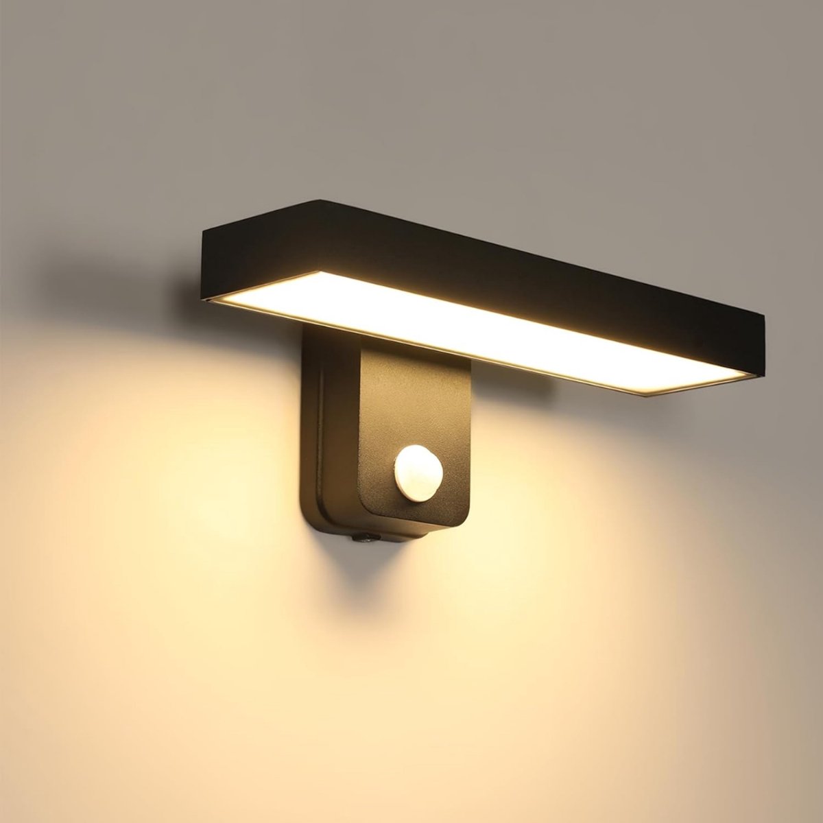 SP® Buitenlamp met Bewegingssensor - Wandlamp met Sensor Voor Buiten - Solar Buitenlamp Oplaadbaar - Zwart - 30cm x 16cm x 14cm