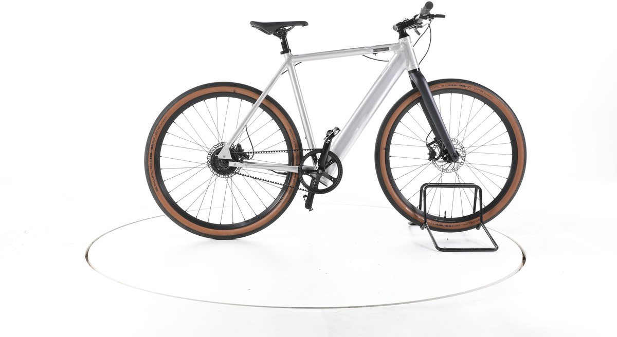 Coboc Brooklyn Fat Elektrische citybike Accu 250Wh 27,5" 2023 zilver Pro