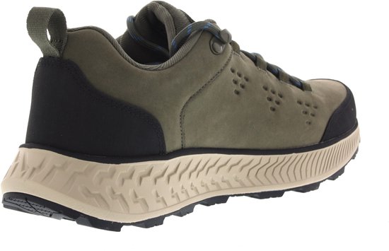 Zijkant van een groene leren Waldlaufer sneaker met zwarte en beige zool.