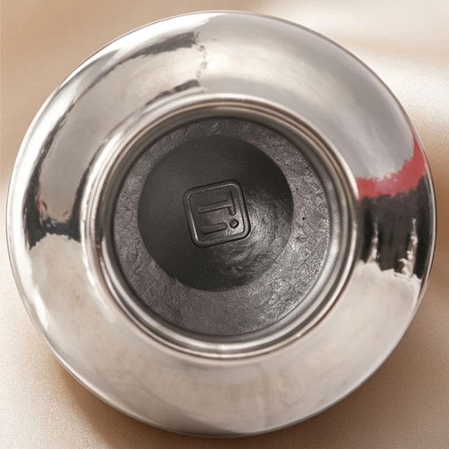 Titanium Cup Draagbare autobeker met grote capaciteit