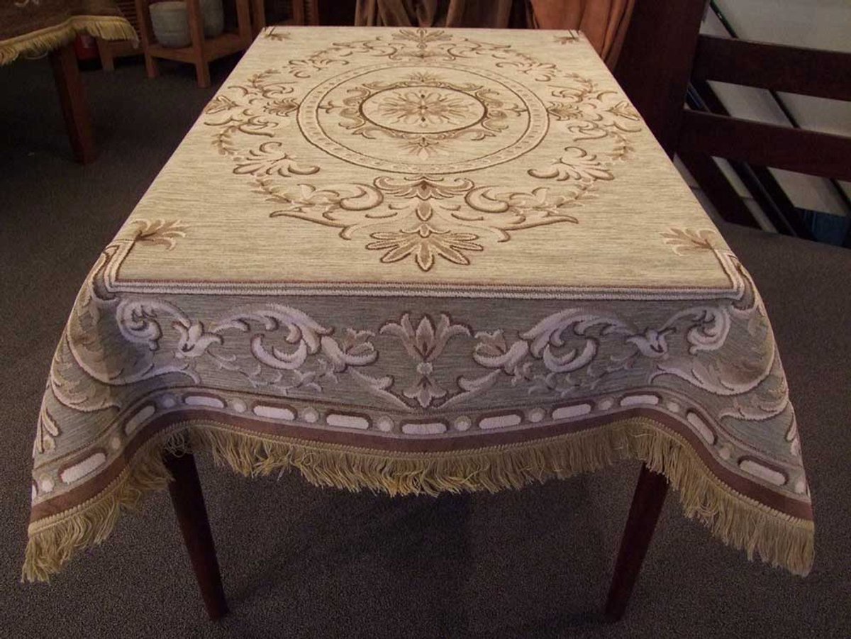 Tafelkleed Julia - grijsgroen - 140x170 cm - met franjes - klassiek - authentiek - traditioneel - vintage - retro