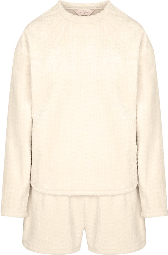 Beige fleece pyjamaset met hartjespatroon, inclusief trui en short, merk Hunkemöller.