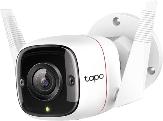 Witte buitenbeveiligingscamera met twee antennes, lens en een rood accent, merknaam 'tapo'.