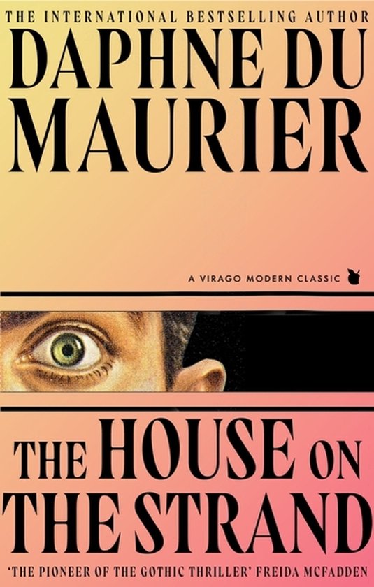 Boekomslag met de titel 'The House on the Strand' van Daphne Du Maurier, met een close-up van een groen oog.
