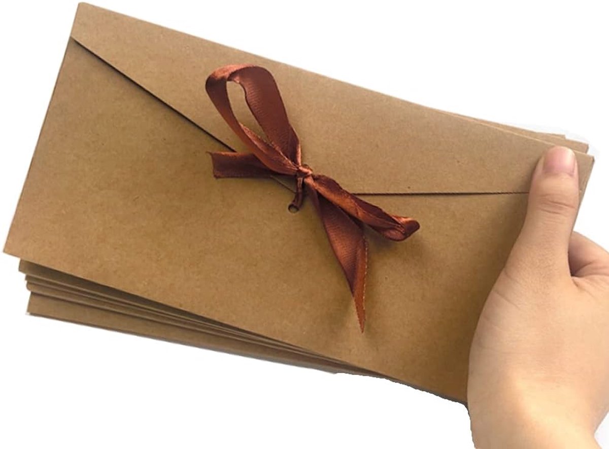 10 Pack Retro Kraft Enveloppen Gesp Envelop met Lint Gift Card Premium Enveloppen voor Handgemaakte Uitnodigingen Brieven Bruiloft Verjaardag of Festival Kaarten Enveloppen