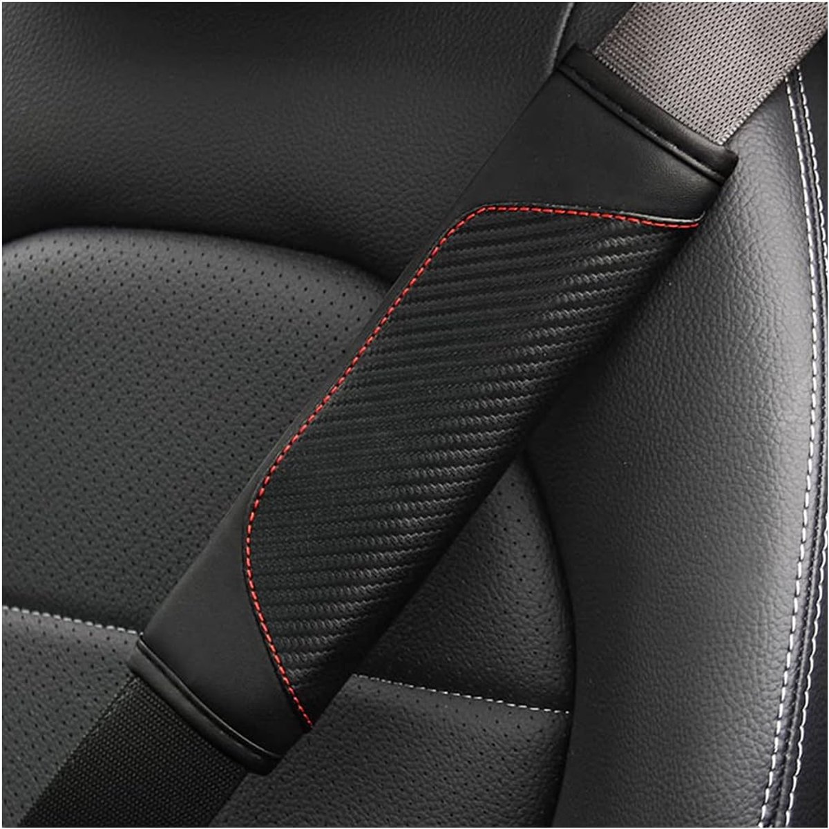 SnelShoppen - 2 Stuks Auto Veilige Gordel Schouder Pads, Zachte Beschermers Voor Kinderen en Volwassenen, Universele Carbon Fiber Lederen Gordel Besch