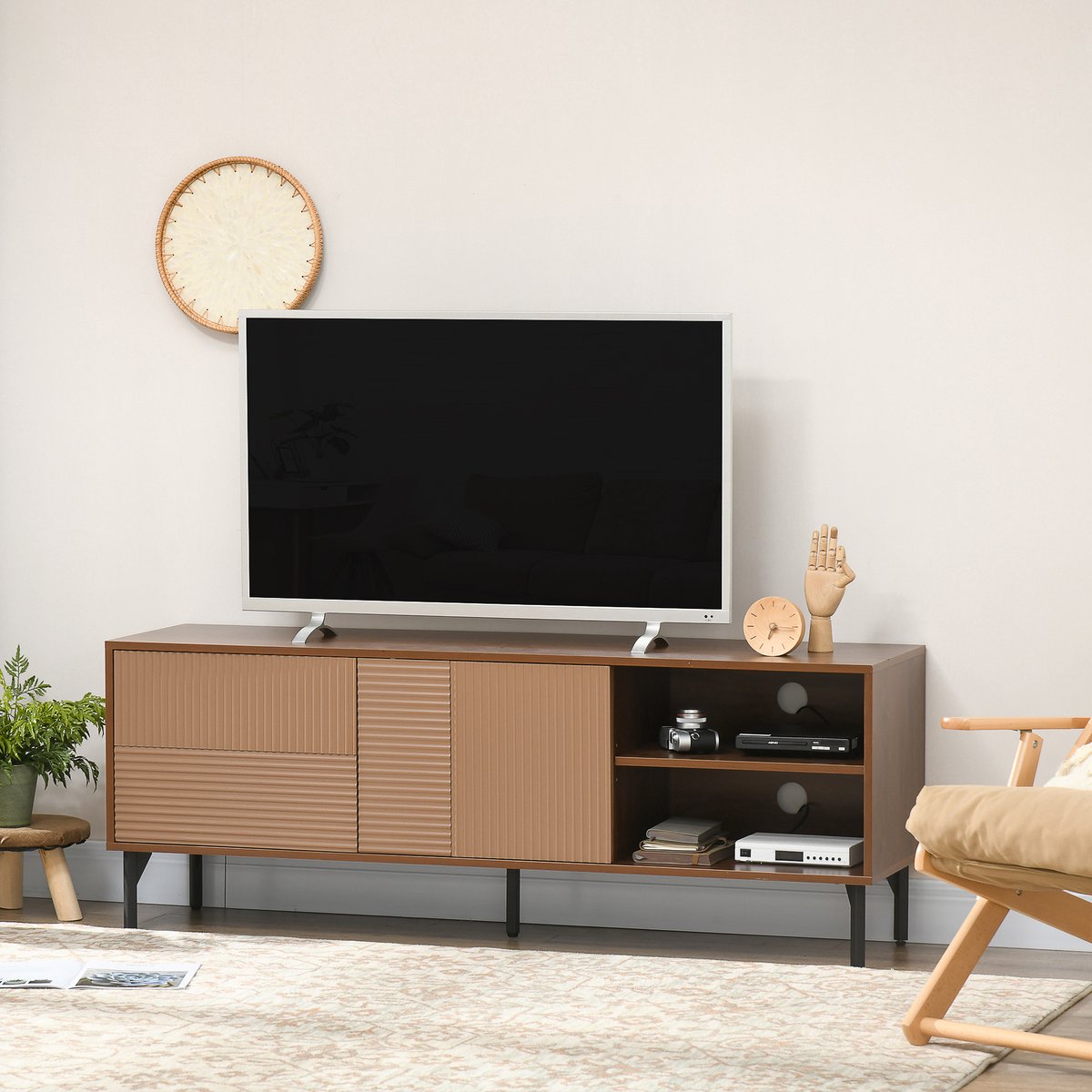 TEKROA® TV meubels - Tv-meubel - voor televisies tot 65 inch - met 2 kastjes en open vakken - laag kastje met kabeldoorvoeropeningen - 150x40x56cm - bruin