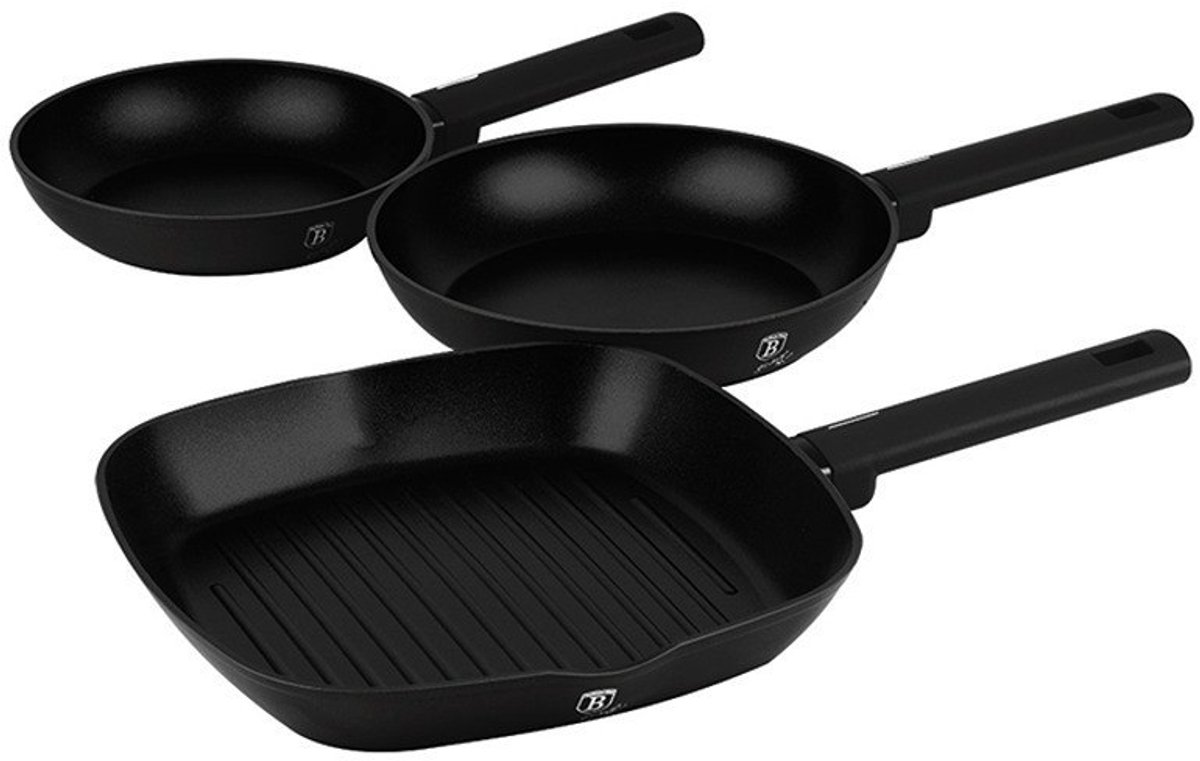 Set van 3 pannen met titaniumlaag uit de Matte Black Collection steak