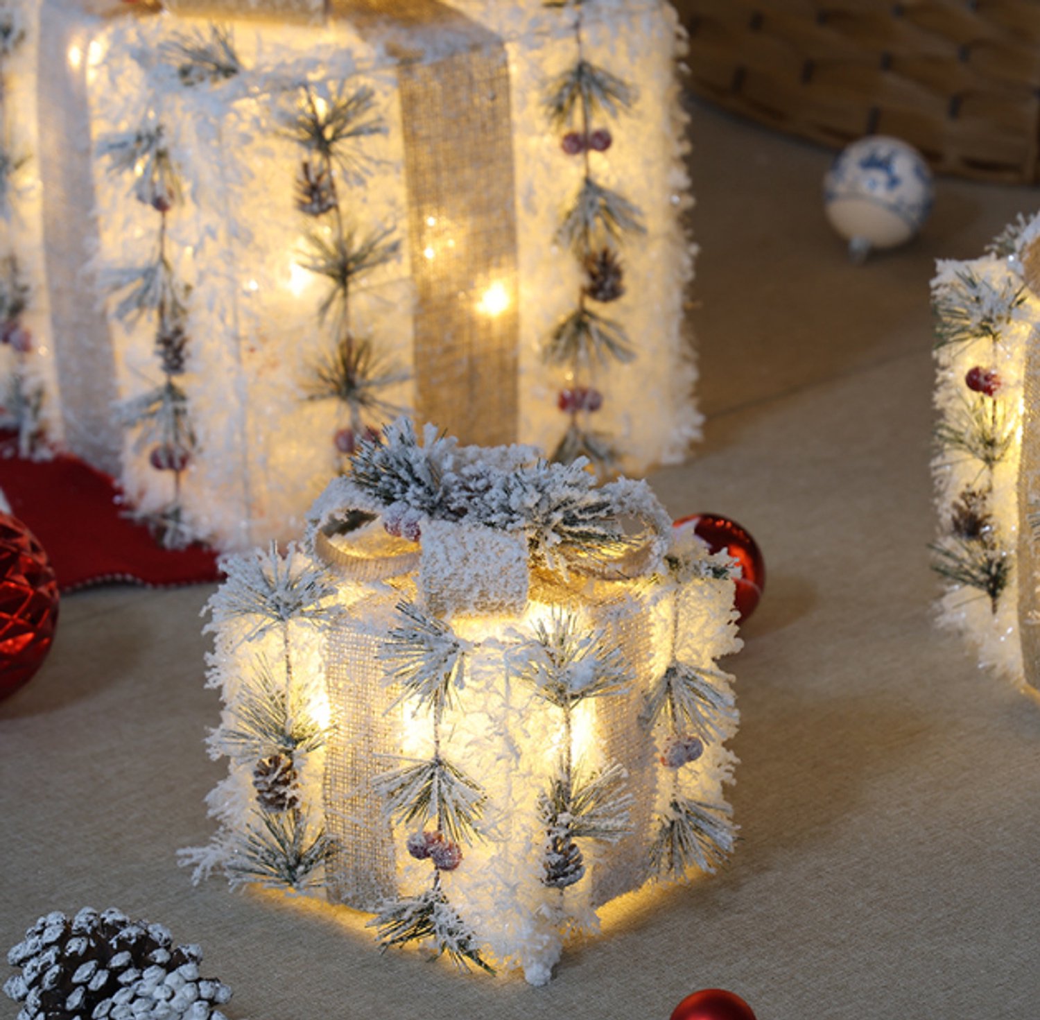 Kerstverlichting - Set van 3 verlichte geschenkdozen - Kerstverlichting figuur - Kerstlampjes - LED kerstdecoratie pakjesverlichting - Kerstversiering - Cadeauset - Geschenkdoos - Kerstcadeau - Kerst Figuur - Kerstlampjes - Sneeuwvlok – foto 3