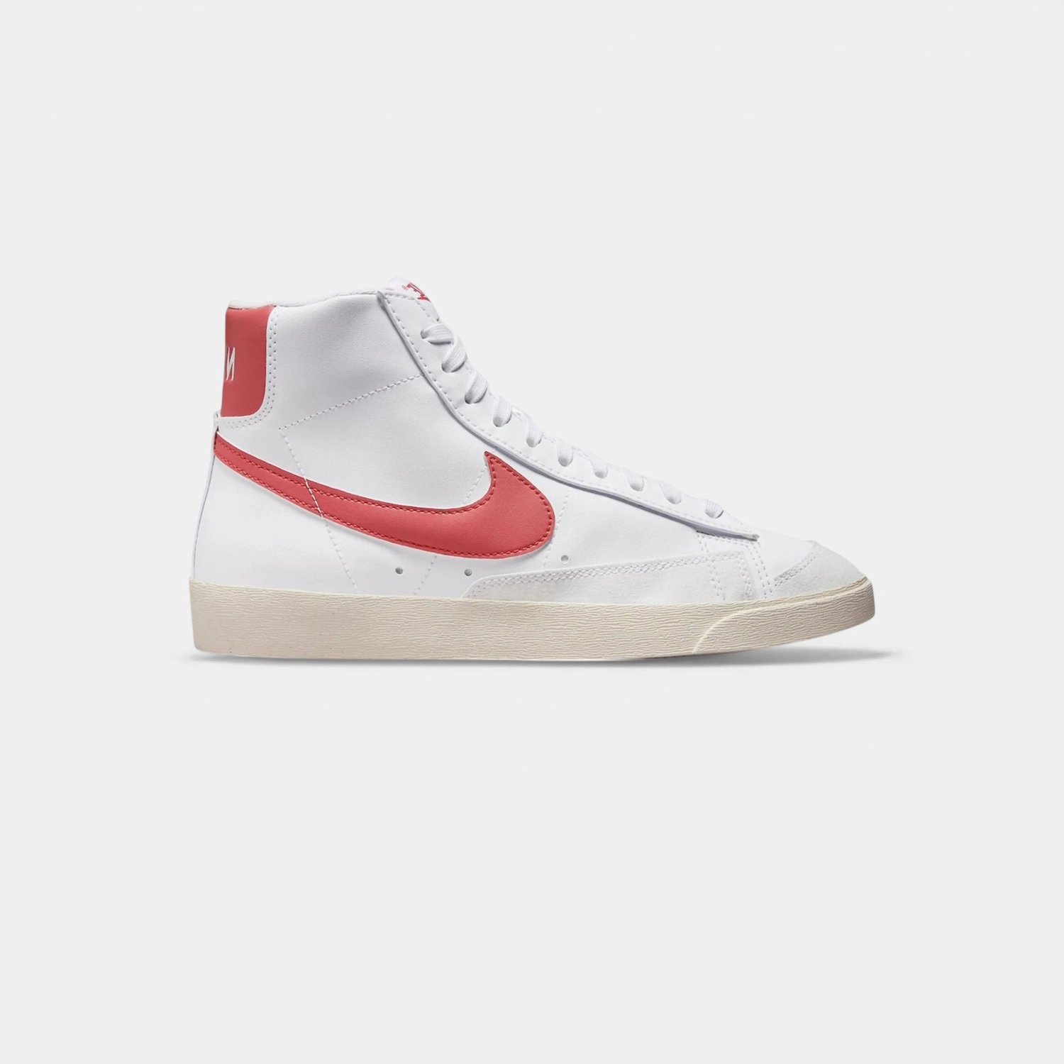 Nike Blazer Mid 77 Adobe Stardust Sail Wit