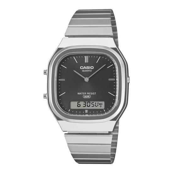 Casio unisex horloge met zilveren band, zwarte wijzerplaat en digitaal display.