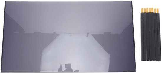 Magnetisch privacyfilter voor monitor, inclusief een set zwarte montagebevestigingen.