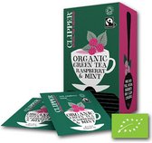 Clipper biologische groene thee met framboos en munt in een donkergroene doos met roze zijkant en theezakjes.