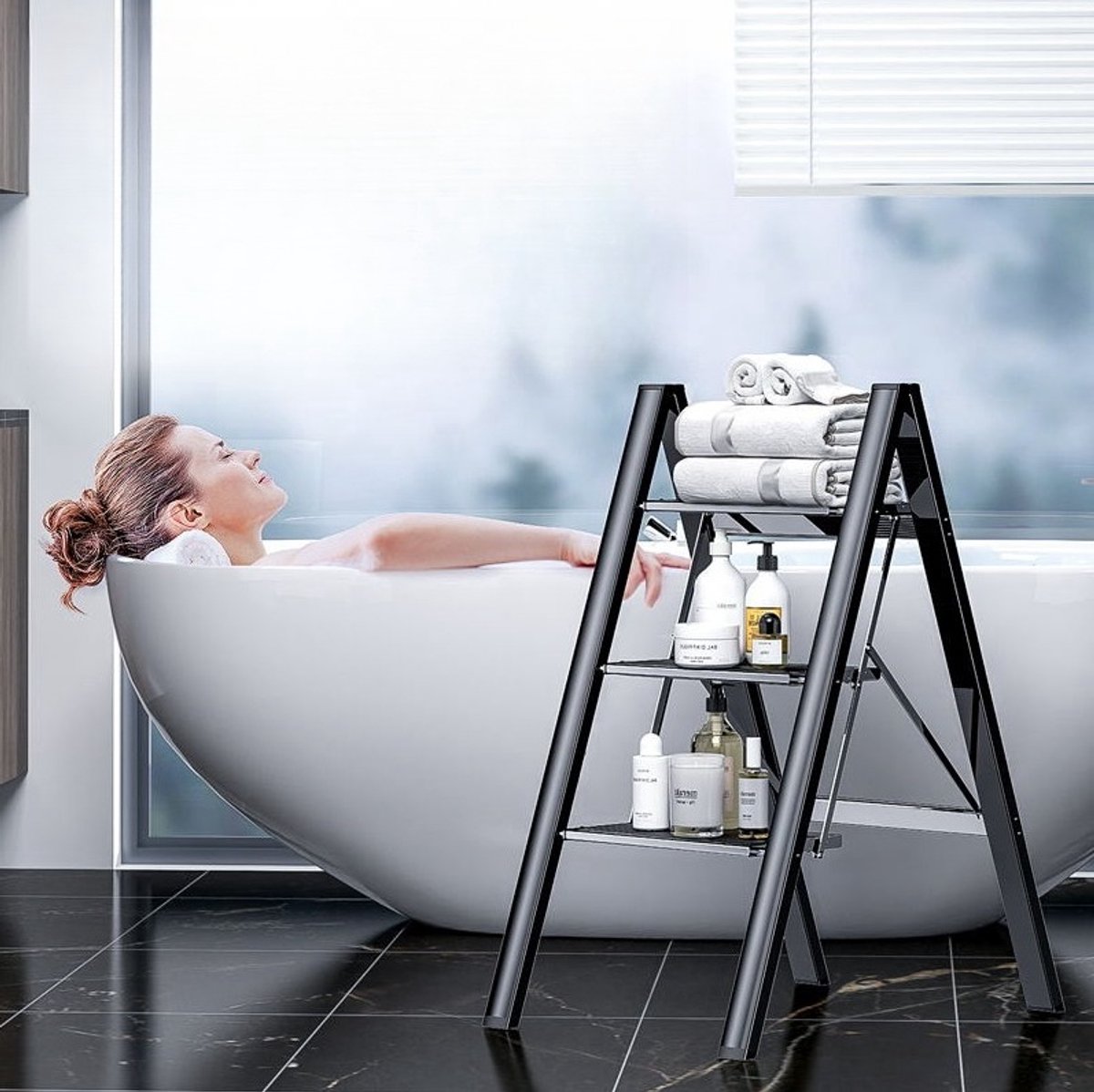 MEUNIQ 3-treeds opvouwbare keukentrap van aluminium, 65 x 45 x 82 cm, antisliptreden, snel inklapbaar tot 5 cm, voor huishoudelijk gebruik, zwart