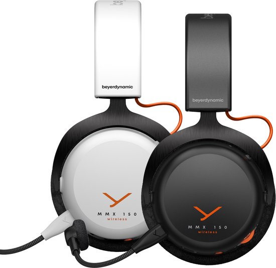 Witte en zwarte Beyerdynamic MMX 150 headsets met oranje accenten, naast elkaar.