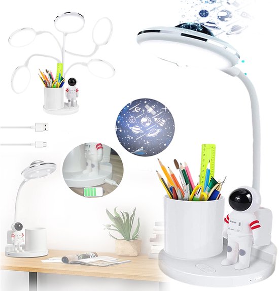 Astronautenlamp met pennenhouder, astronautje, USB-kabels en lampjes in spiraalvorm.
