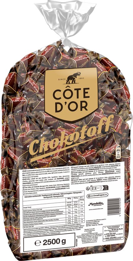Zak vol met Côte d'Or Chokotoff chocolades, verpakt in bruine wikkels met gouden tekst en logo, weegt 2500g.