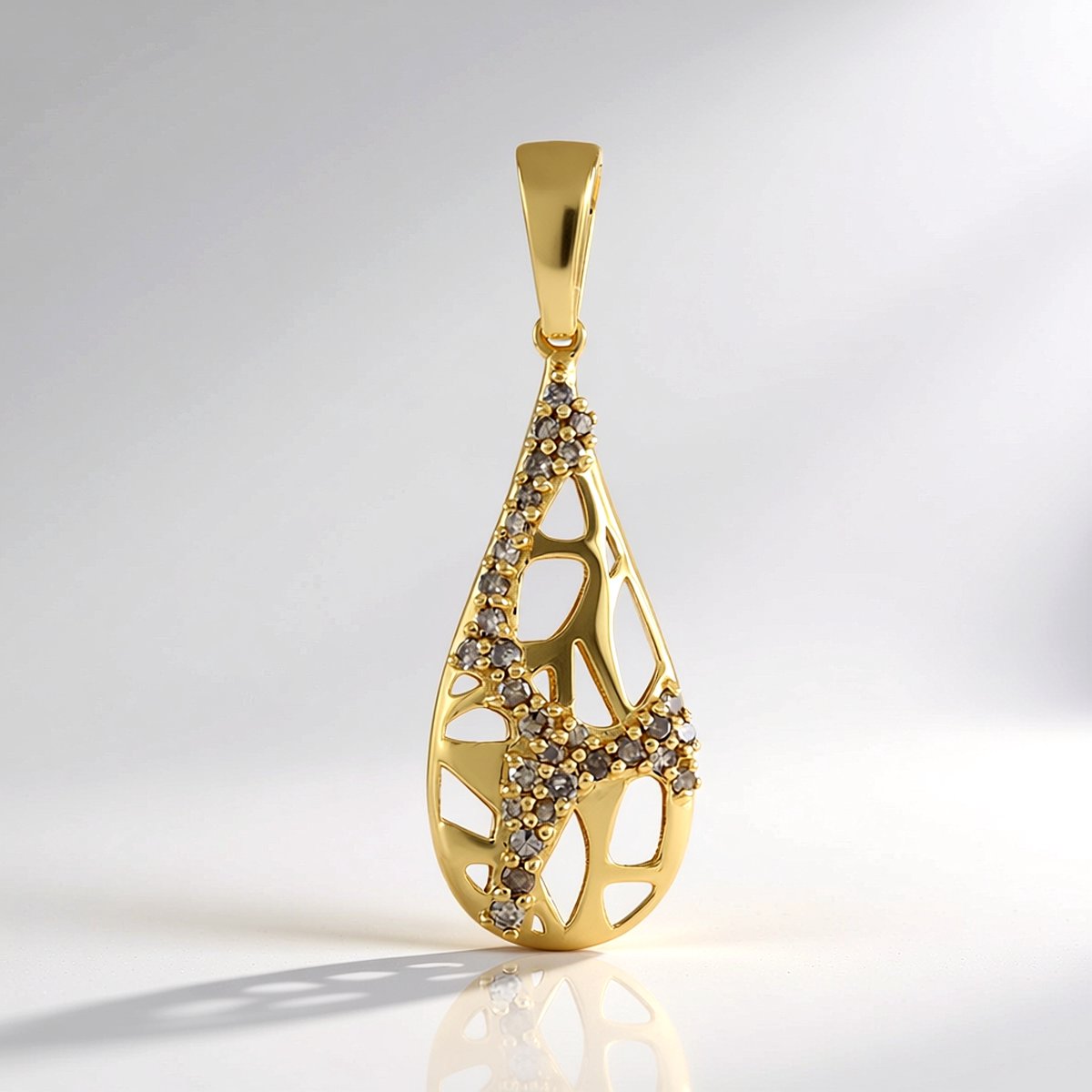 Cavill - Luxe Zilveren Druppelvorm Hanger - 925 Sterling Zilver Verguld - 30 Champagne Diamanten 0,21 Ct - Elegante Sieraden