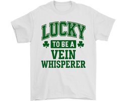 Phlebotomist Shirt – LUCKY TO BE A VEIN WHISPERER – St. Patrick's Day Outfit – Unisex T-Shirt voor Dames & Heren – Origineel Cadeau