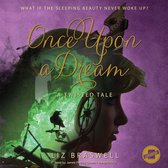 Audioboek 'Once Upon a Dream' met een gedetailleerd portret van een vrouw in profiel, omringd door groene rook en een kraai.