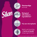 Bouteille d'adoucissant Silan avec icônes : formule végétale, 97% d'ingrédients biodégradables, sans microplastiques, efficace en cycles courts et froids.