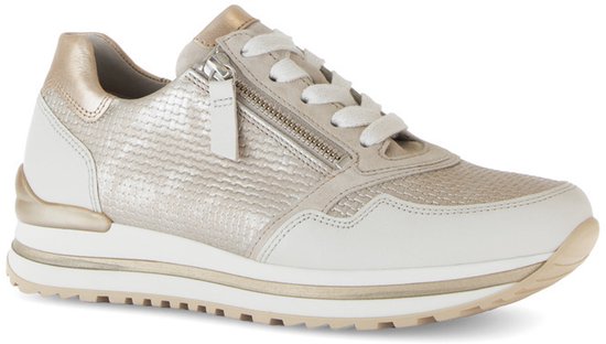 Gouden en beige leren sneaker met rits, veters en een platformzool.