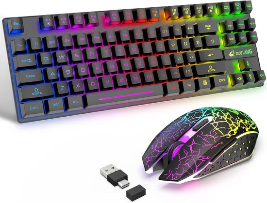 Een gaming toetsenbord en muis set, beide met een regenboogkleurig LED-verlichtingspatroon en een crack-effect.