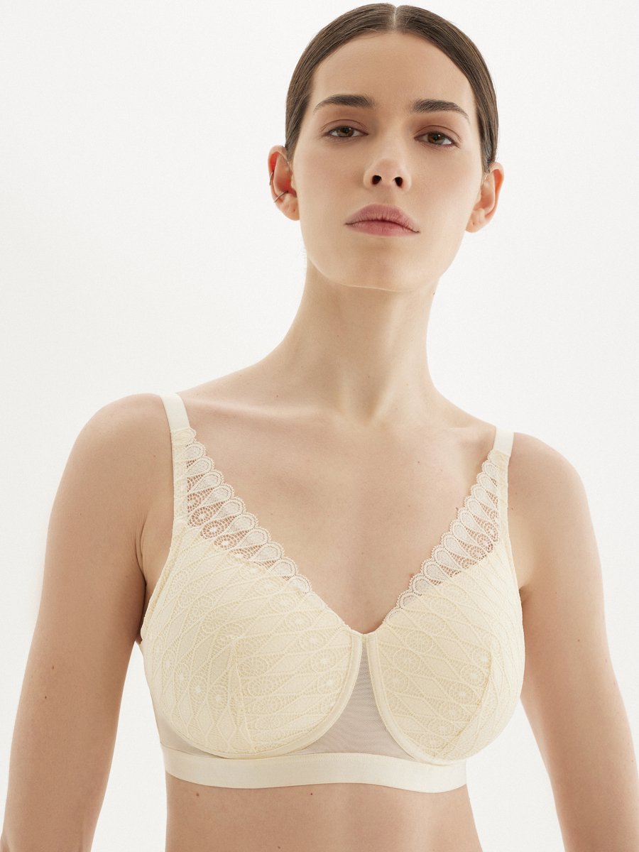 Megami Lambada Voorgevormde Prothese Bralette Antique White Ivoor