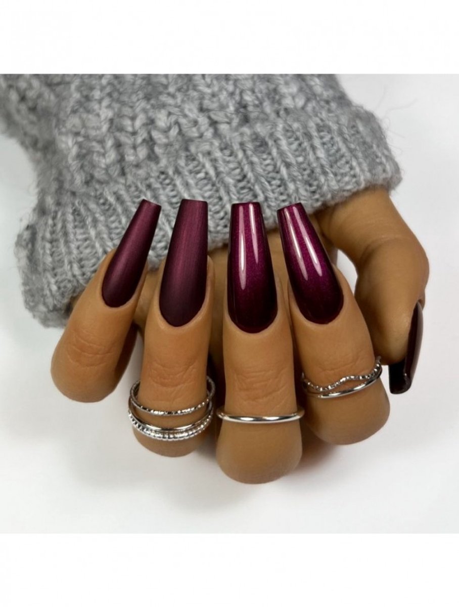 Lilly nails nagellak Black cherry