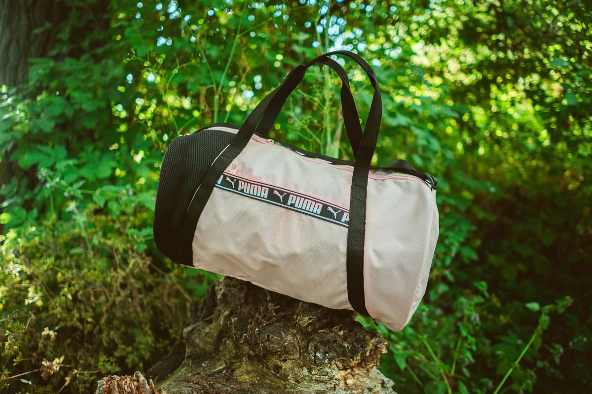 Puma Wmns At Essentials Barrel Bag 25ltr Stofroze UNI Zwart