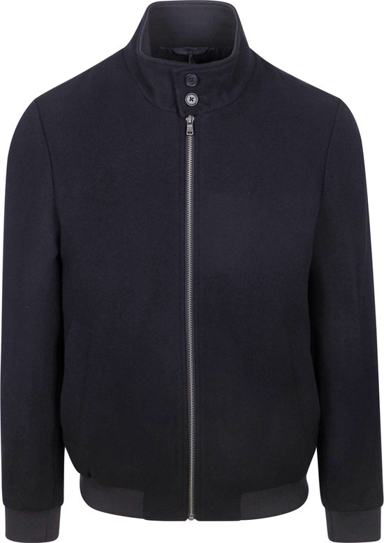 Marineblauwe jas met ritssluiting, knoopsluiting bij de kraag en grijze gebreide boord.