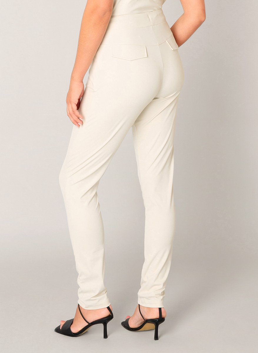 BASE LEVEL Tiana Bottoms - Sand - maat W36 / L30