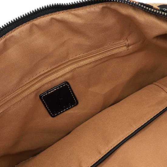 Binnenzijde van een bruine shopper met luipaardprint, met een ritsvak en een label.