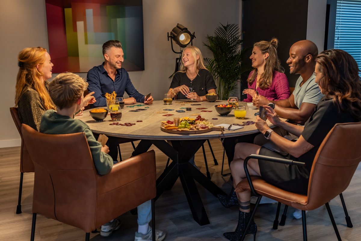 Double Lucky 7 - Gezelschapsspel voor volwassenen en families - 2026 Editie met Lucky Wheel – Bordspel & kaartspel in 1 met verrassende twists - Vanaf 14 jaar - 2 tot 7 spelers - 40 min. — afbeelding 6