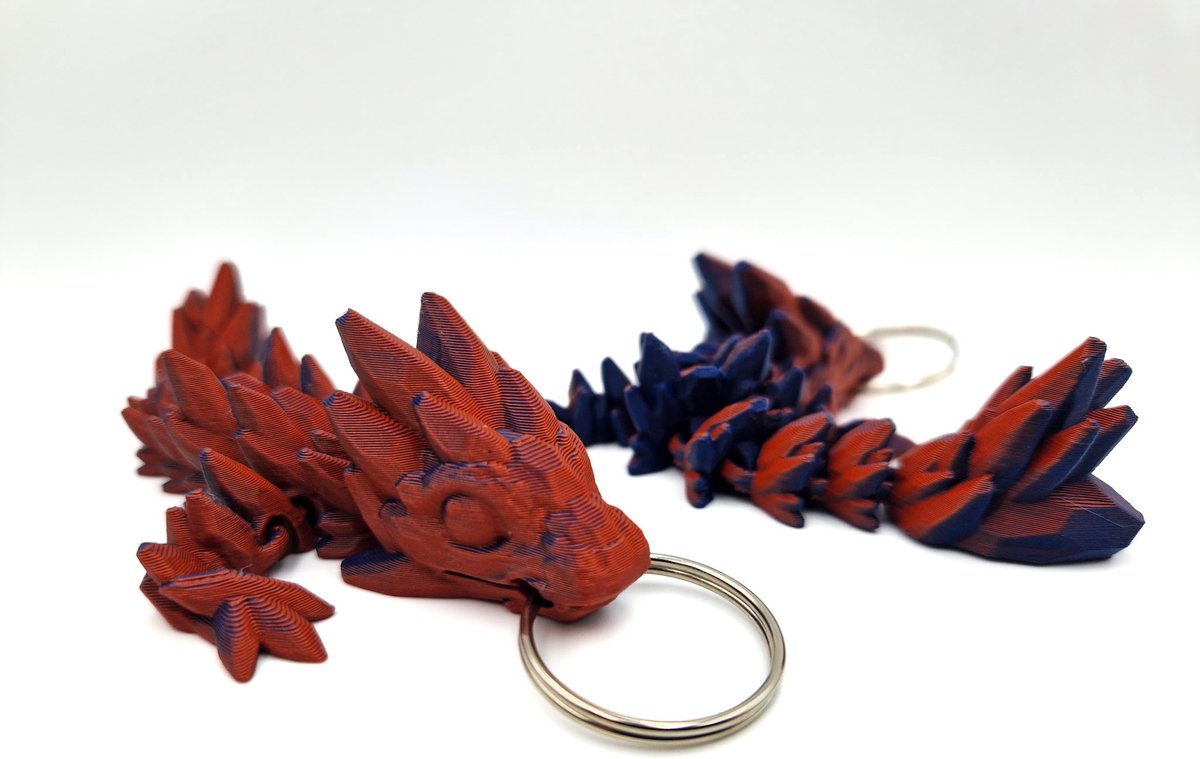 Draken Sleutelhanger – 3D flexi draak - Rood/Blauw | Uniek Kleurverloop | Flexibel & Stoer | Cosmetalic - Kawaii bagcharm - tashanger
