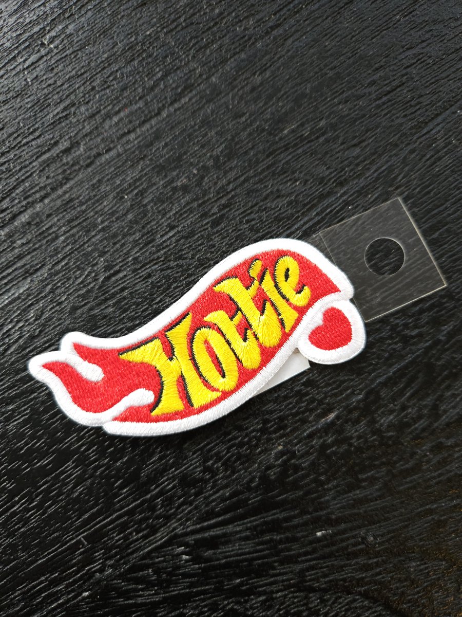 Carnavalsembleem "Hottie"
