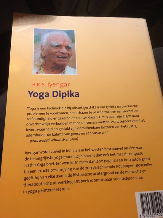 Yoga dipika (licht op yoga)