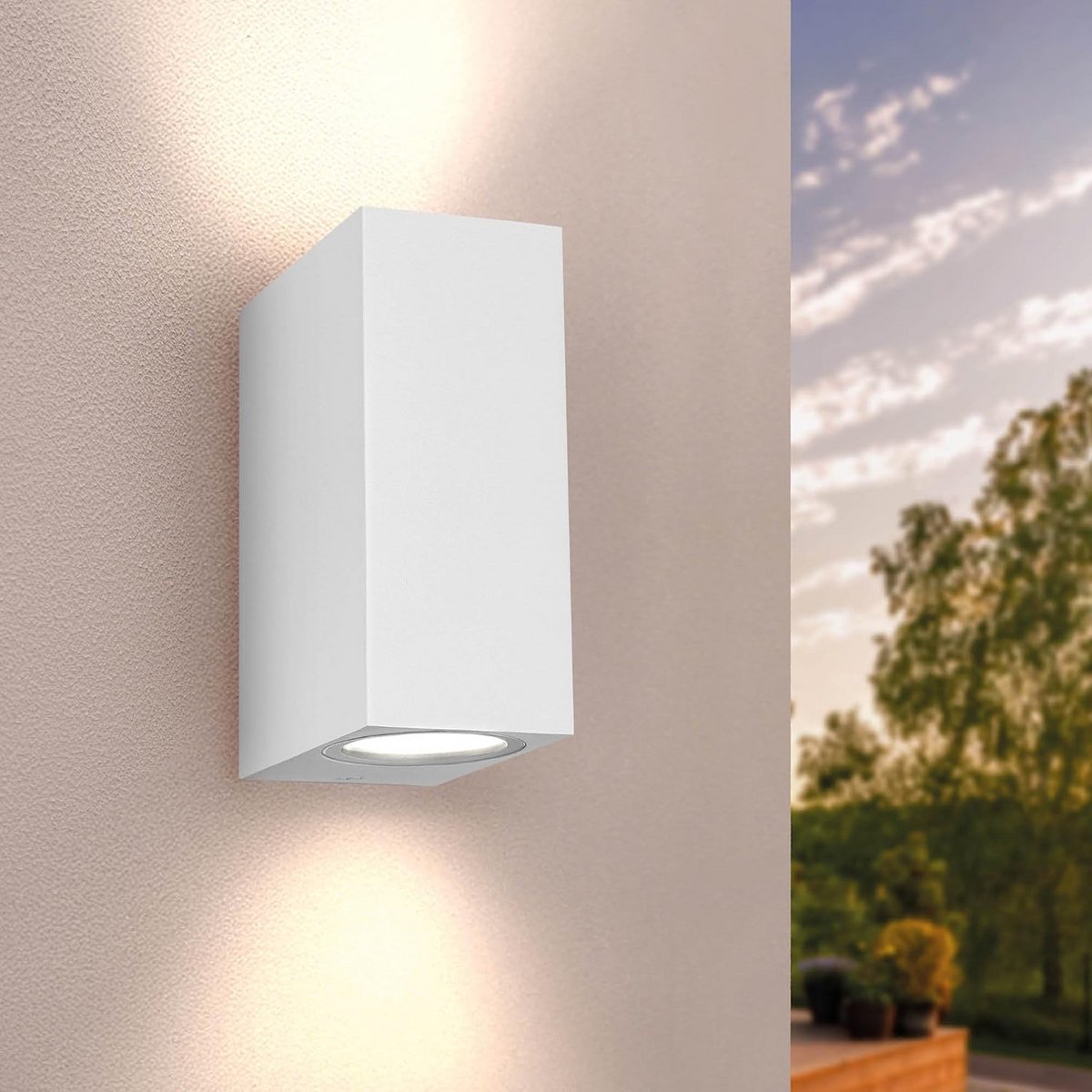 Dimbare LED Buitenmuurlamp 3W Warm Wit IP54 Op en Neer Verlichting Kubus Wit