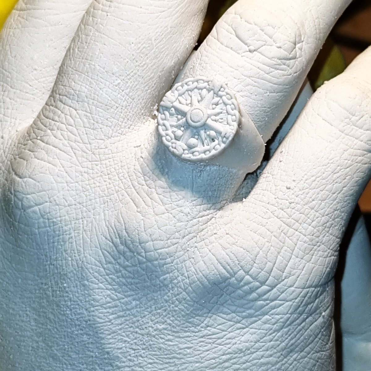 Handenbeeld | Handafdruk | Gipsafdruk | GipsHanden | Hand | 3D | Compleet Pakket bestaat uit 500 gram Casting Mix Poeder & 750 gram Gips | Bodycasting | Extensso® | Gipsafdruk | Alginaat | Een herinnering | Hobby Pakket | Bodycasting | Handbeeld