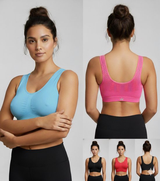 Lichtblauwe en roze sportbeha's. De roze heeft een open geweven rugpand. Gedragen door model.