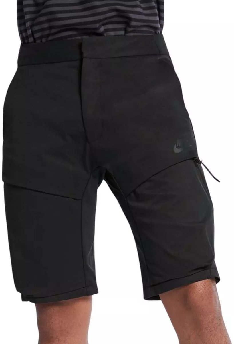 Nike Tech Pack 3/4 broek Zwart