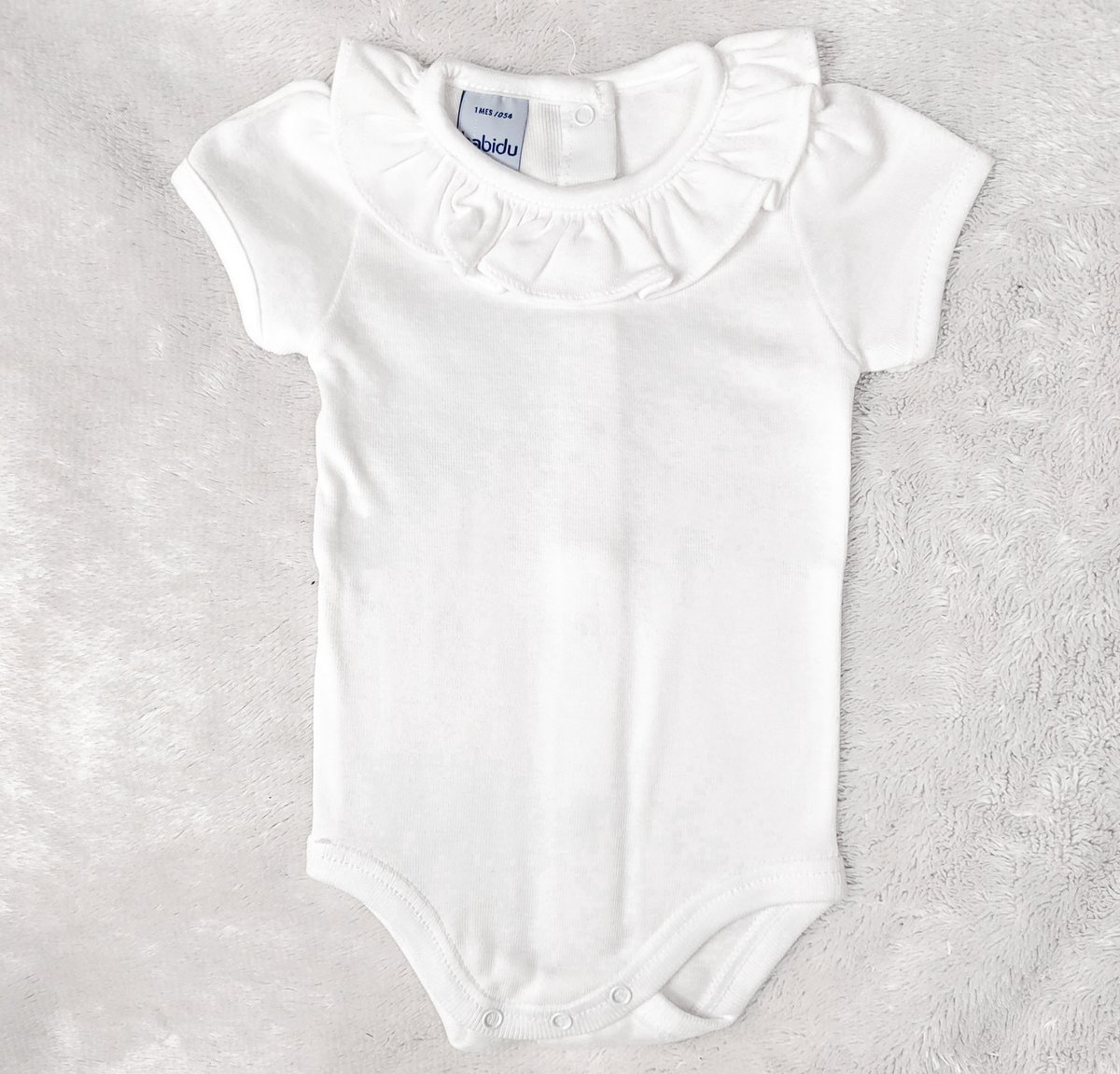 Babidu Romper Ronde Roezel Kraag | 1118 | Wit | Korte Mouw | 36 maand | maat 98