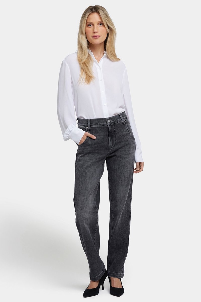 Brooke Loose Straight Jeans