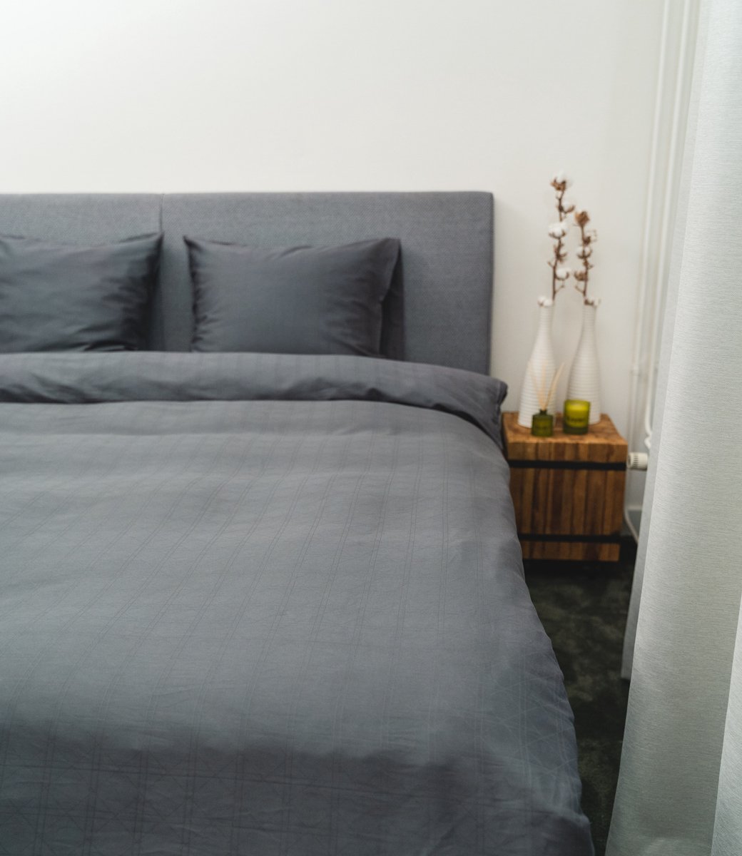 kayori Shizu Dekbedovertrek Katoensatijn - 240x200-220 cm +2 slopen - Lits-jumeaux - Antracite