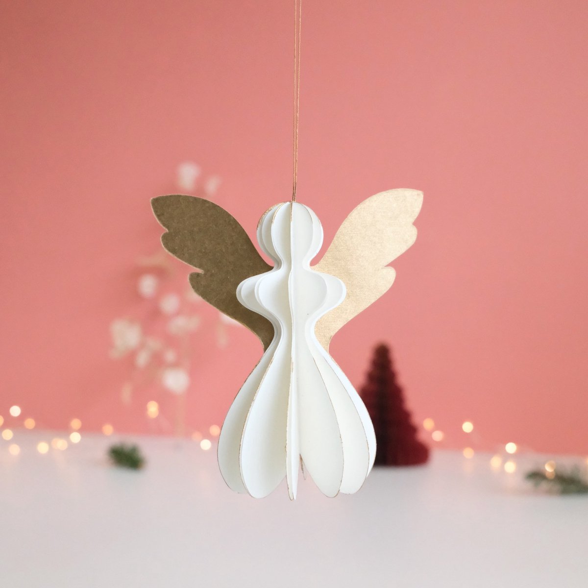 Handgemaakt papieren Engel Ivoor - Met gouden vleugels - 12,5 cm - Only Natural
