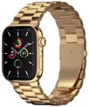 Gouden roestvrijstalen horlogeband om een Apple Watch.
