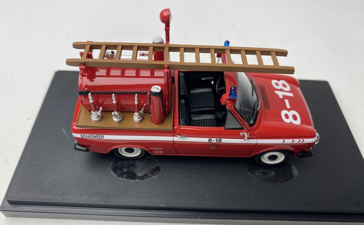 DAF 44 Brandweer 1971 Rouge autocult 1:43 12015