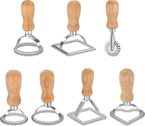 Set Of 4 Ravioli Cutters - Raviolimakers With Wooden Handle - Set Of 3