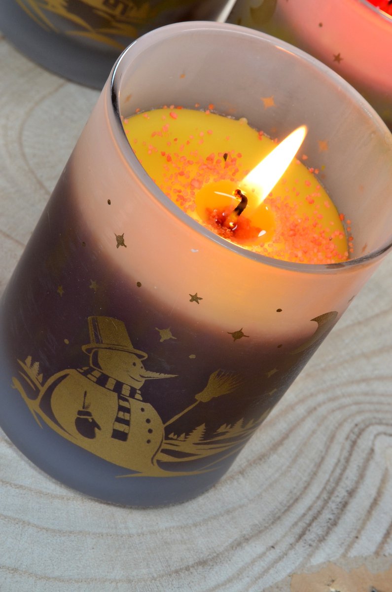 Candles by Milanne, Kerst-Sneeuwpop Kaarsen set in glas - Set van 4 stuks =BEKIJK VIDEO – foto 6